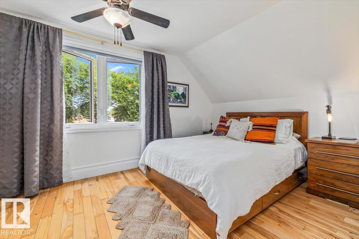 11328 65 ST NW - 22