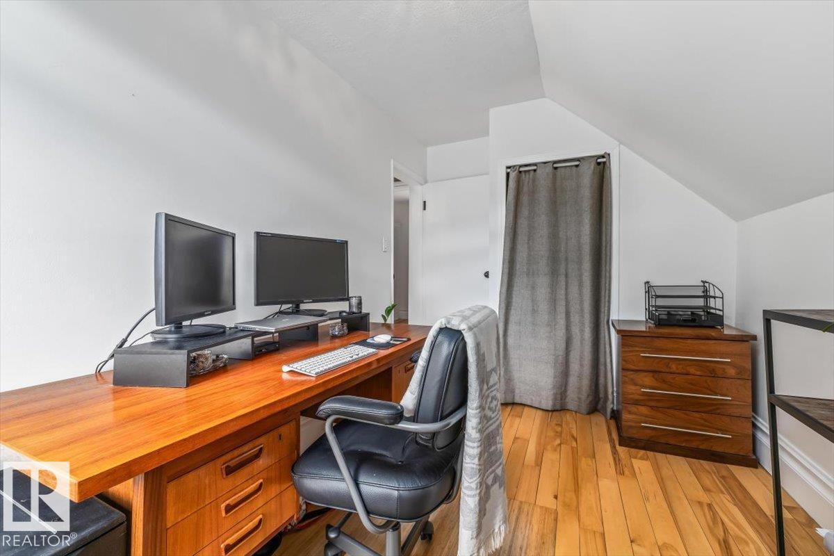 11328 65 ST NW - 27