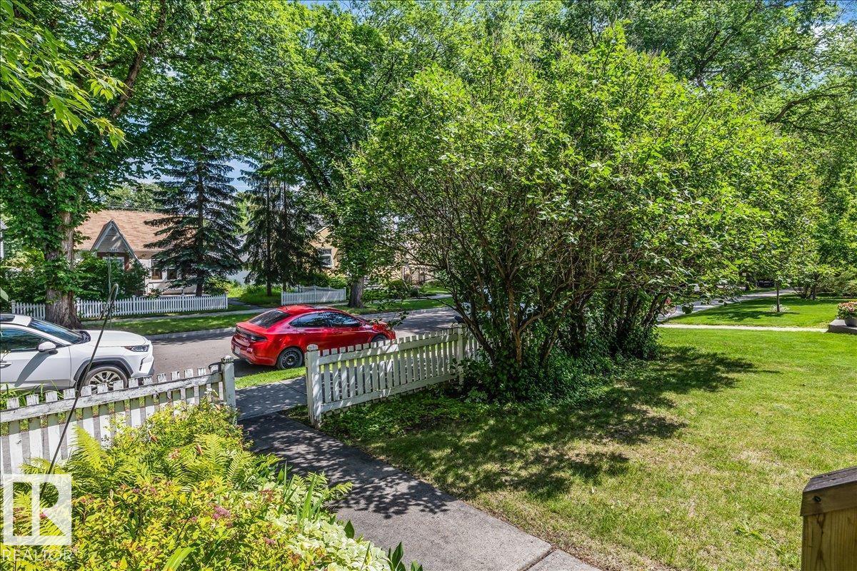 11328 65 ST NW - 37