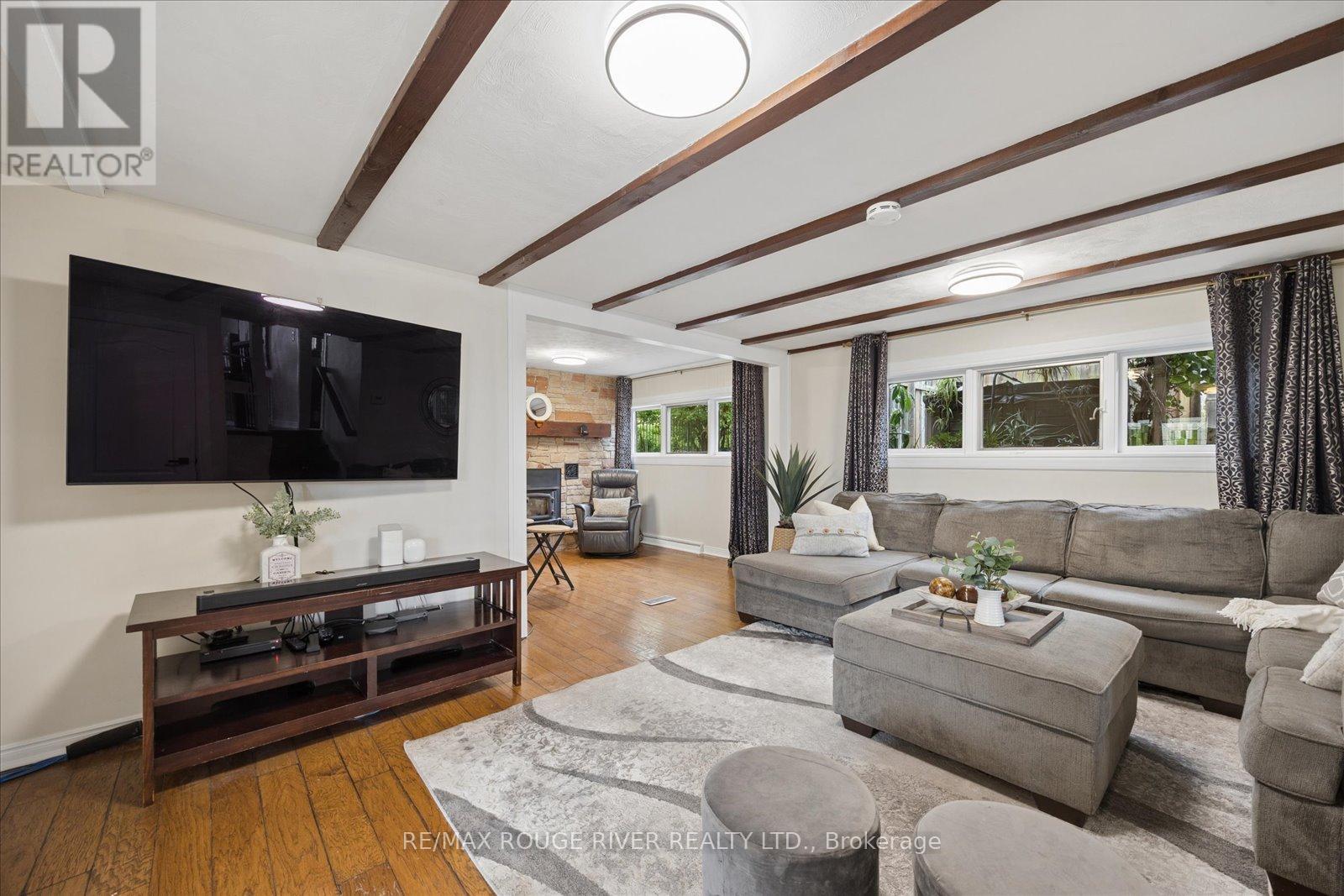 881 SWISS HEIGHTS DRIVE - 12