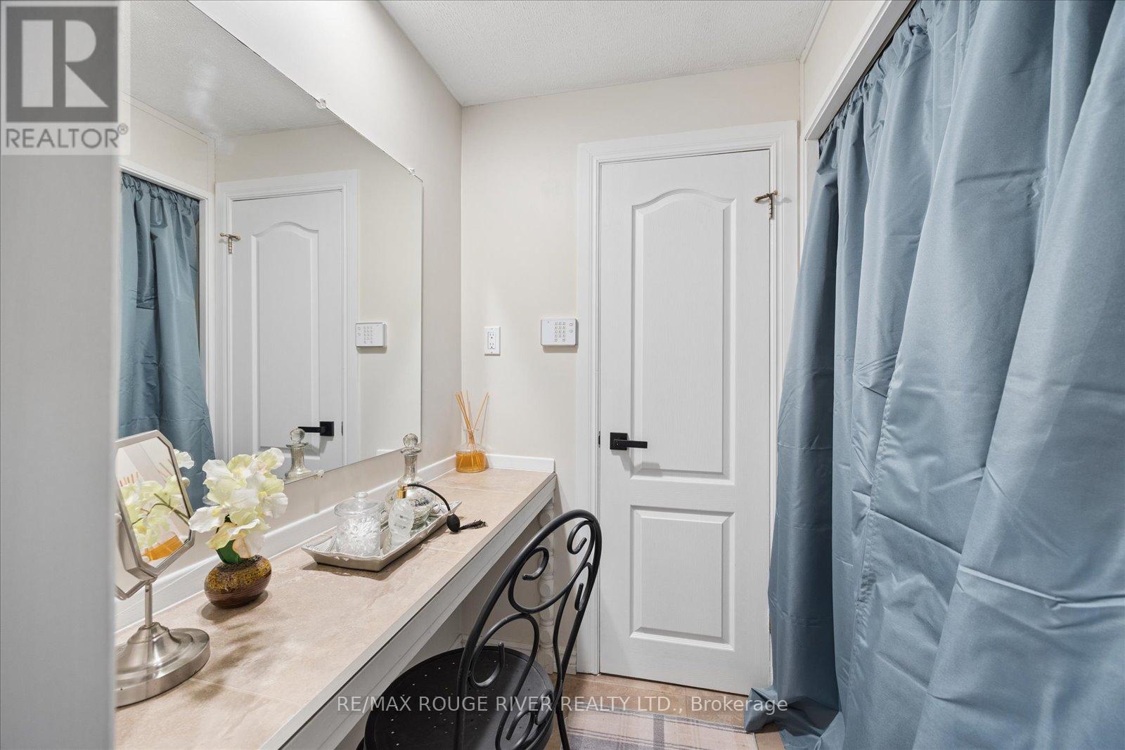 881 SWISS HEIGHTS DRIVE - 15