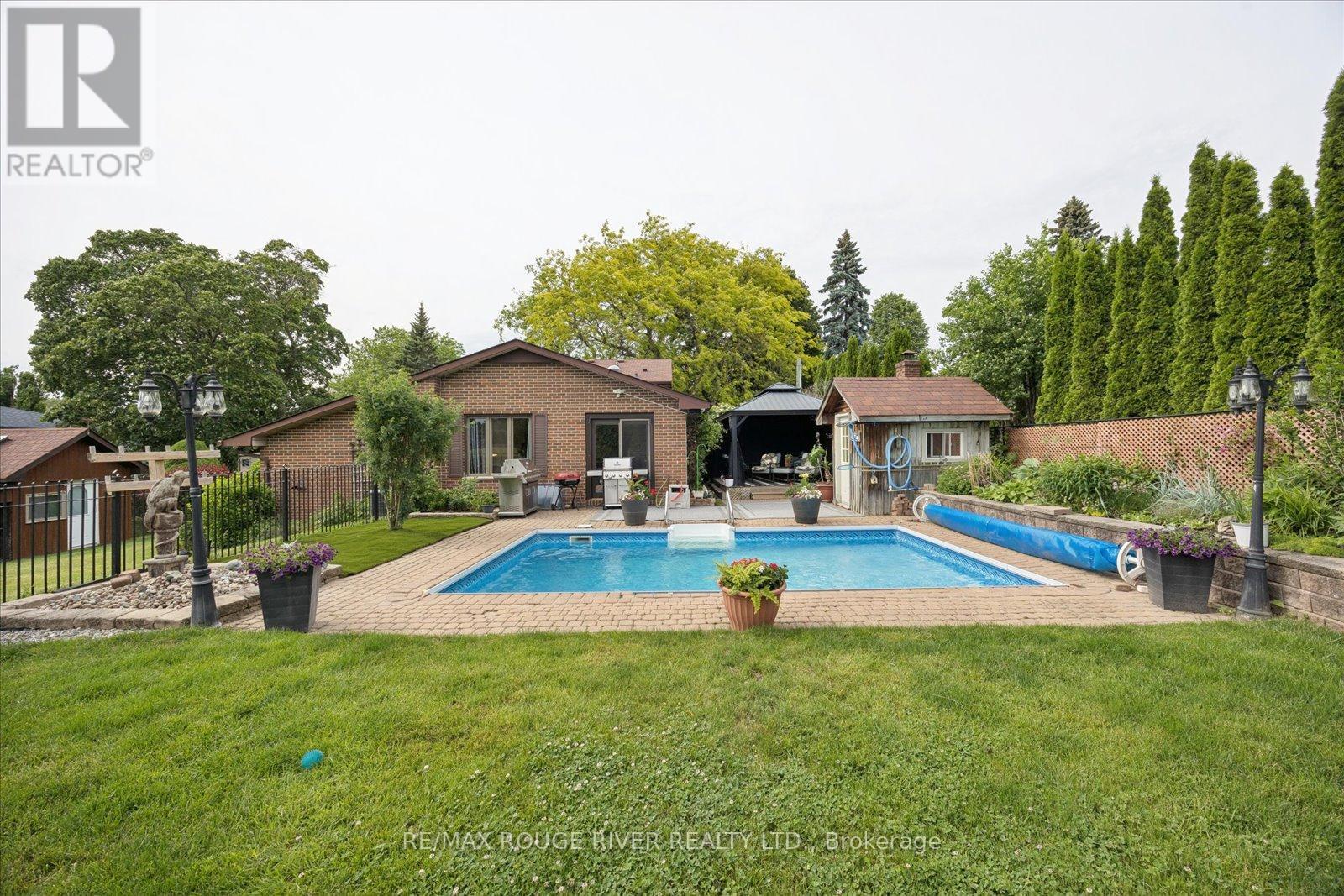 881 SWISS HEIGHTS DRIVE - 19