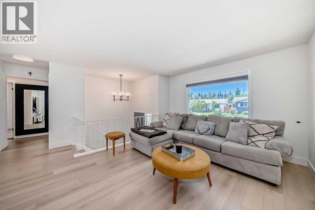 170 Lake Sylvan Close SE - 15