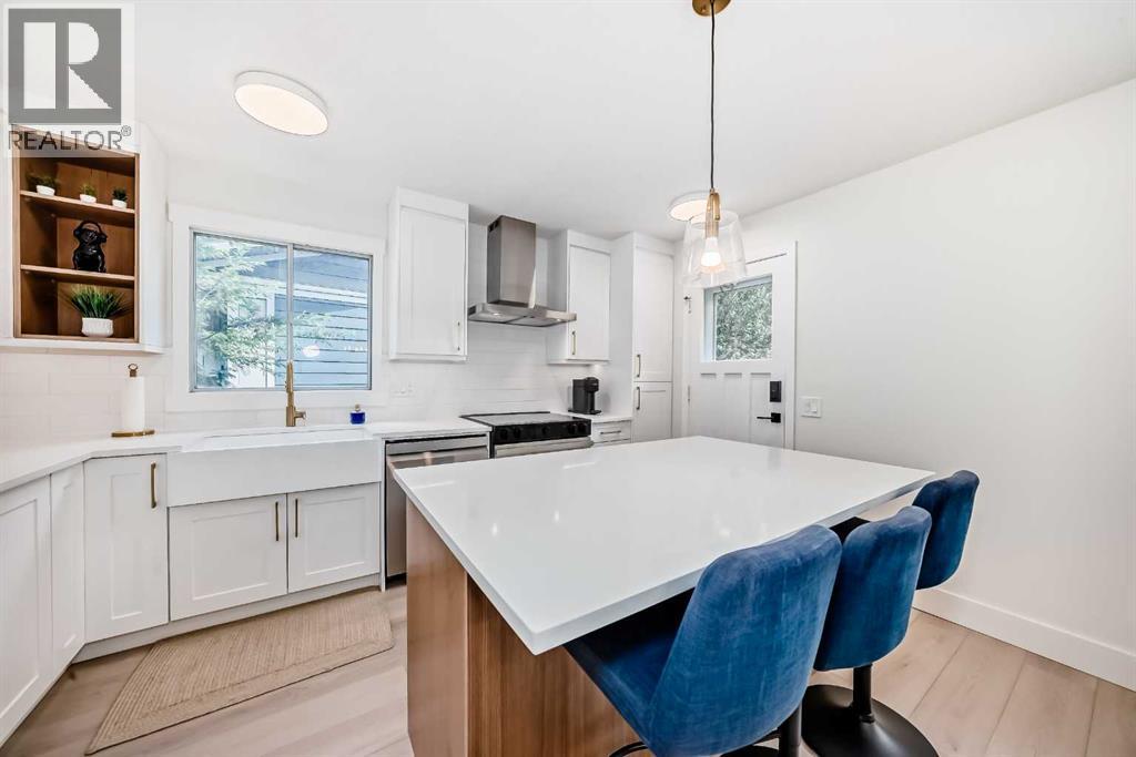 170 Lake Sylvan Close SE - 5