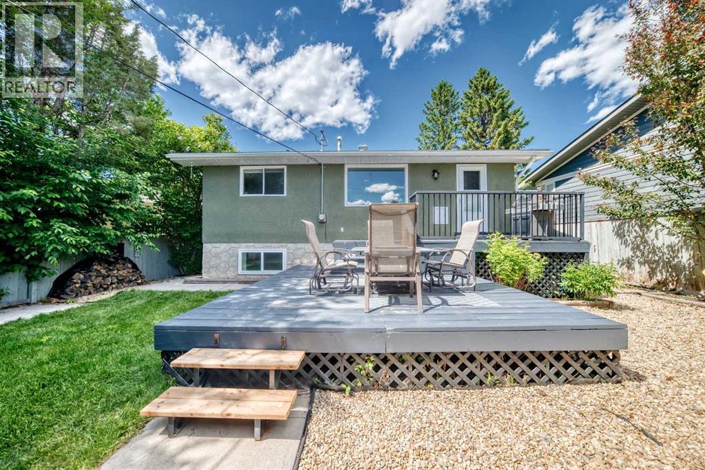 170 Lake Sylvan Close SE - 47