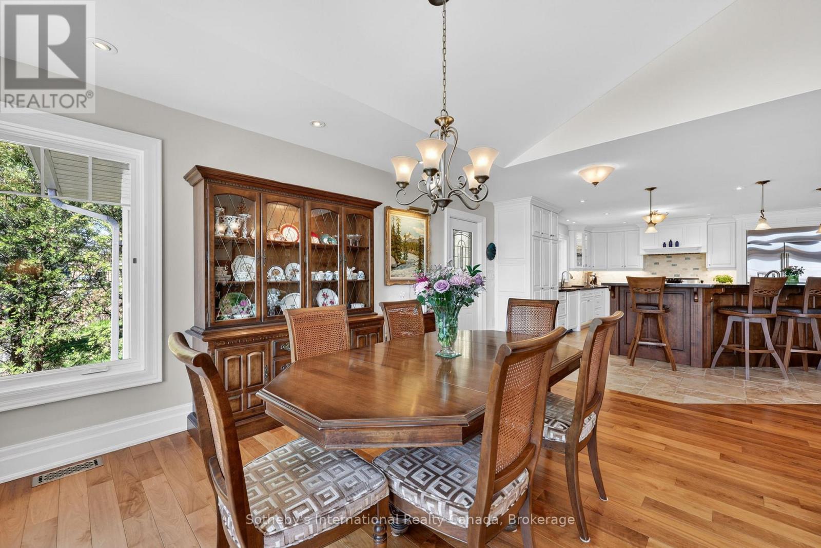 1036 RIVER ROAD E - 25
