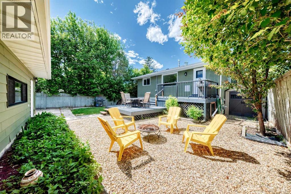 170 Lake Sylvan Close SE - 49