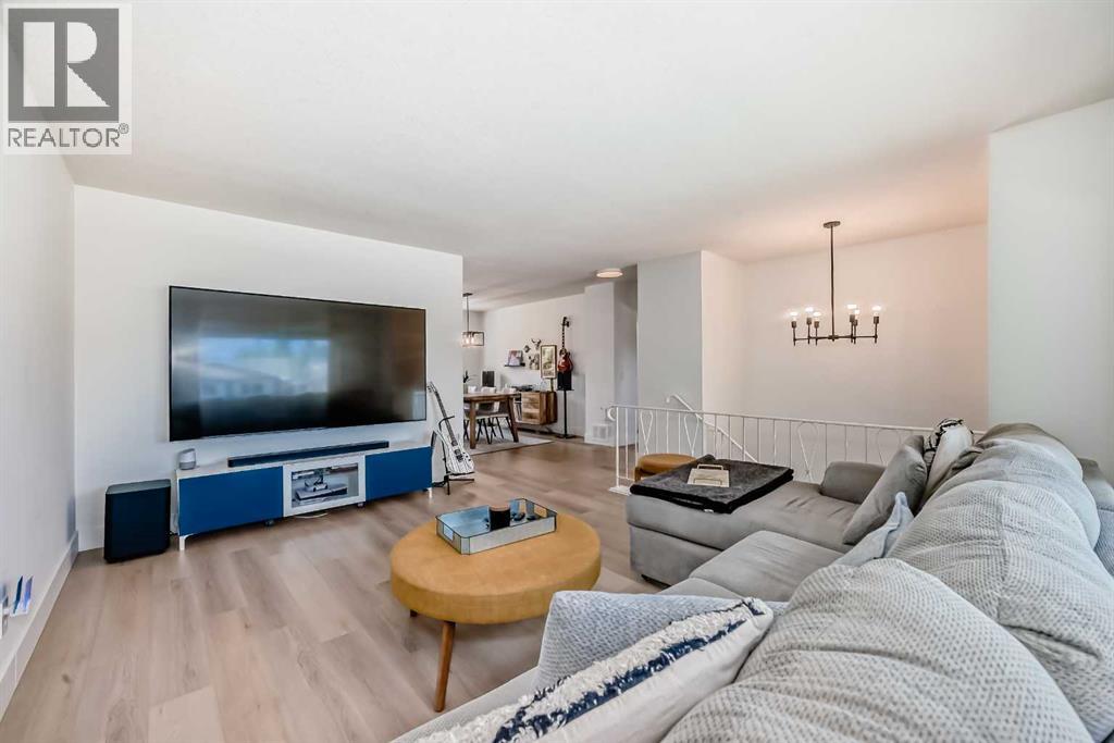 170 Lake Sylvan Close SE - 14