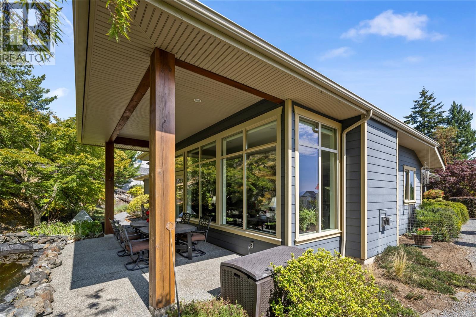 2227 Bonnington Dr, Nanoose Bay