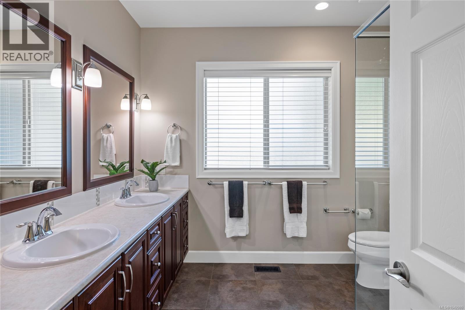 2227 Bonnington Dr, Nanoose Bay