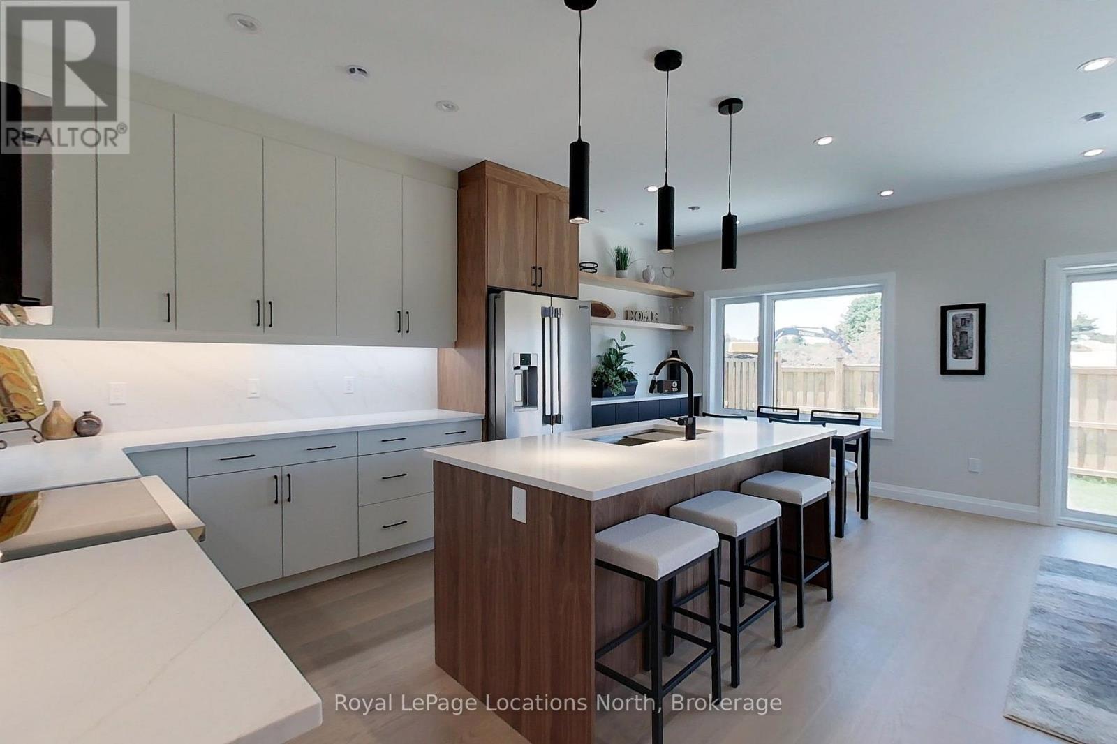 10 DRIFTWOOD LANE - 8