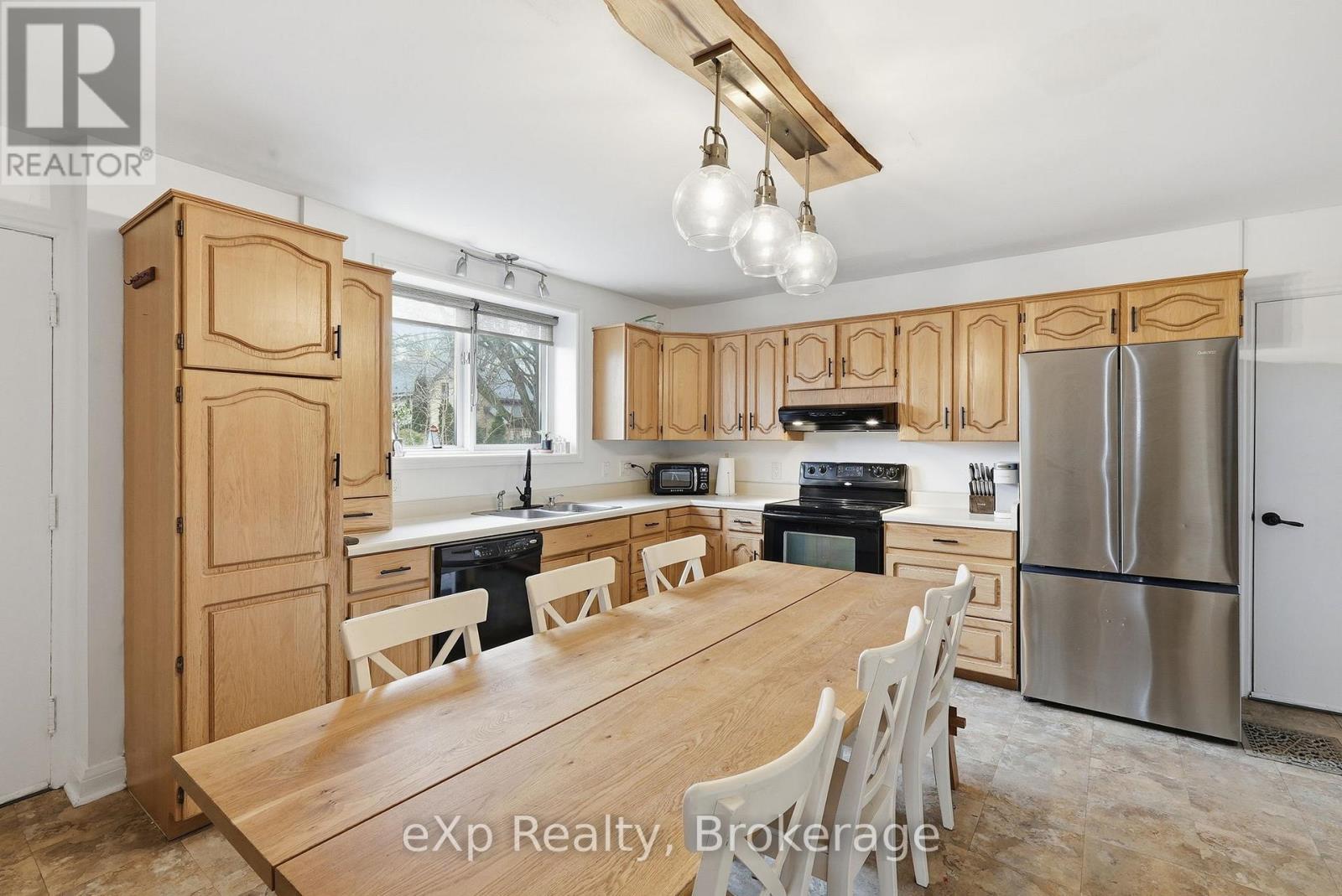 415 GIBSON STREET - 16