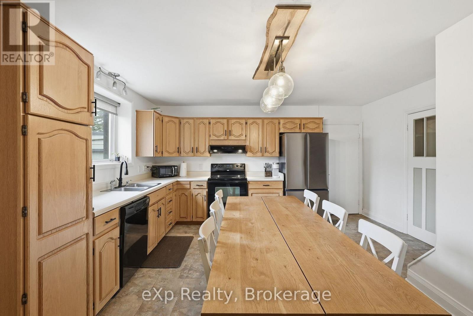 415 GIBSON STREET - 17