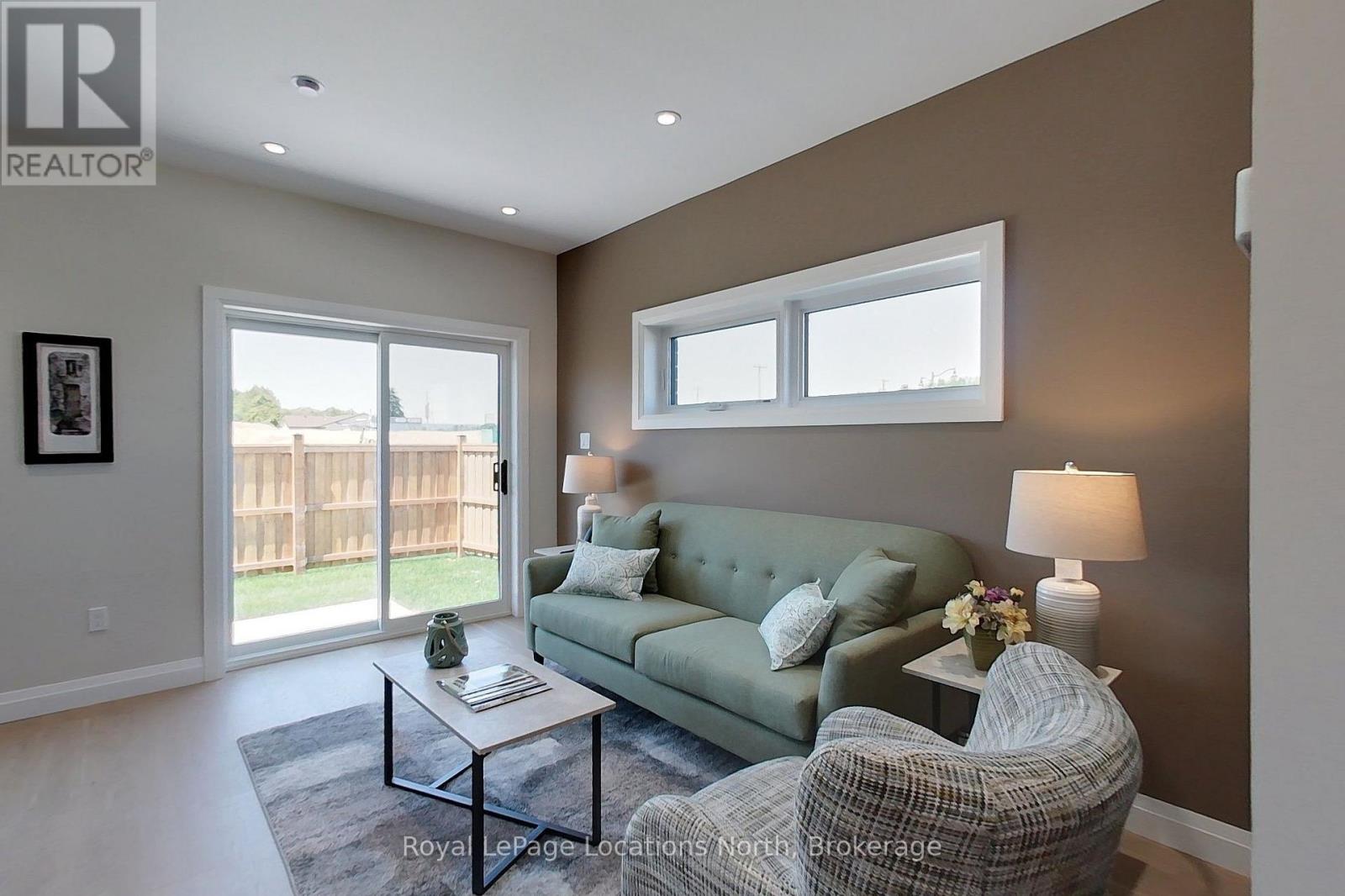 10 DRIFTWOOD LANE - 12