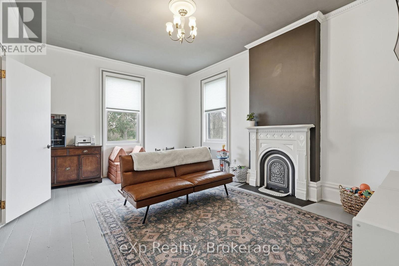 415 GIBSON STREET - 12