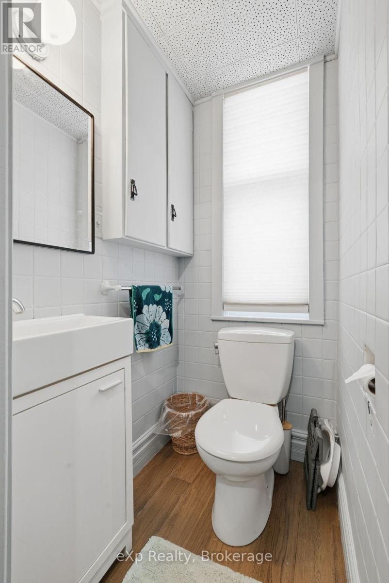 415 GIBSON STREET - 14