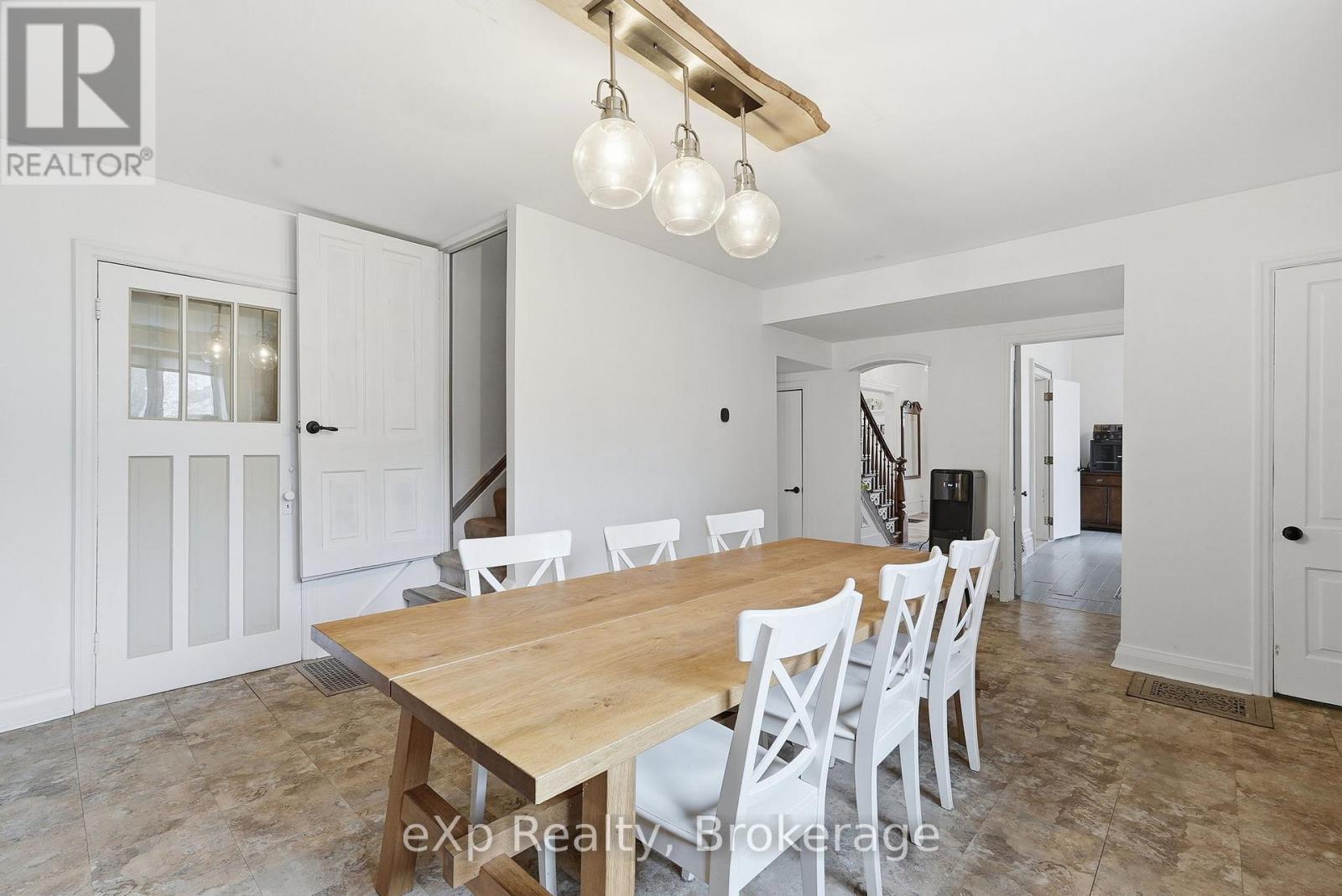 415 GIBSON STREET - 20