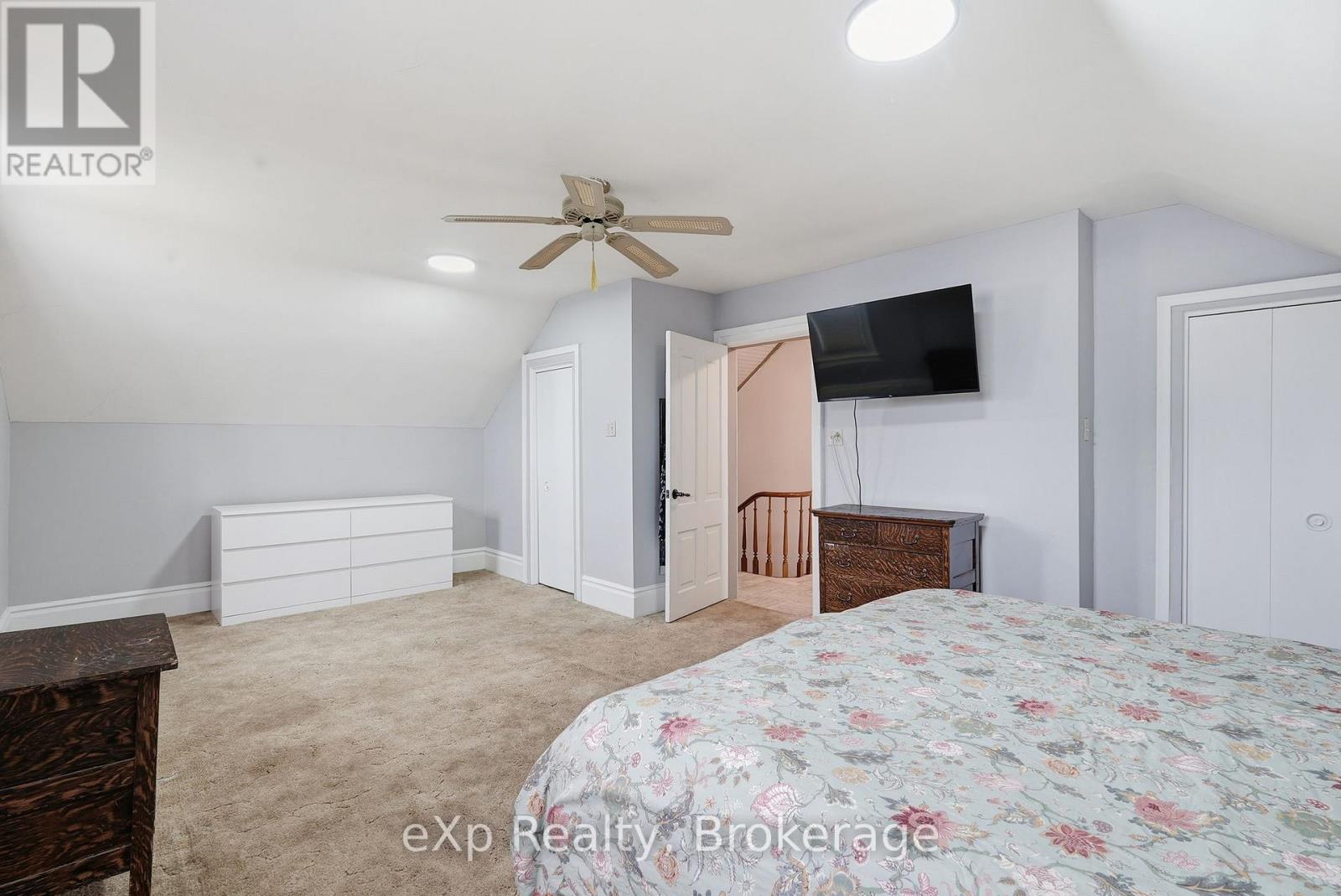 415 GIBSON STREET - 27