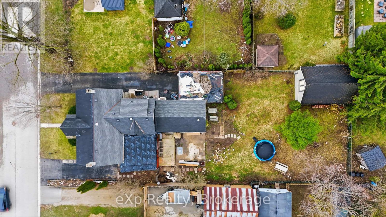 415 GIBSON STREET - 40