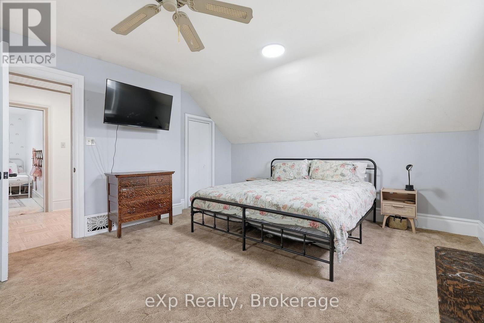 415 GIBSON STREET - 26