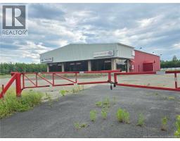 2886 Miramichi Avenue, Bathurst, NB E2A3Z3 Photo 37