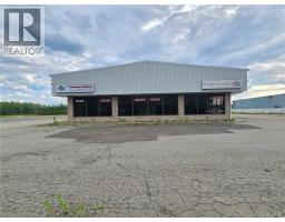 2886 Miramichi Avenue, Bathurst, NB E2A3Z3 Photo 28