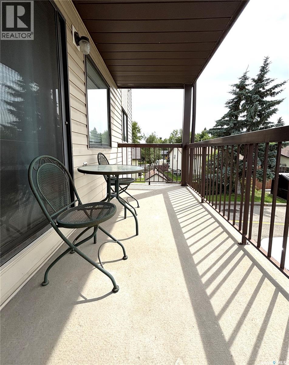 #202 385 Kingsmere BOULEVARD - 25