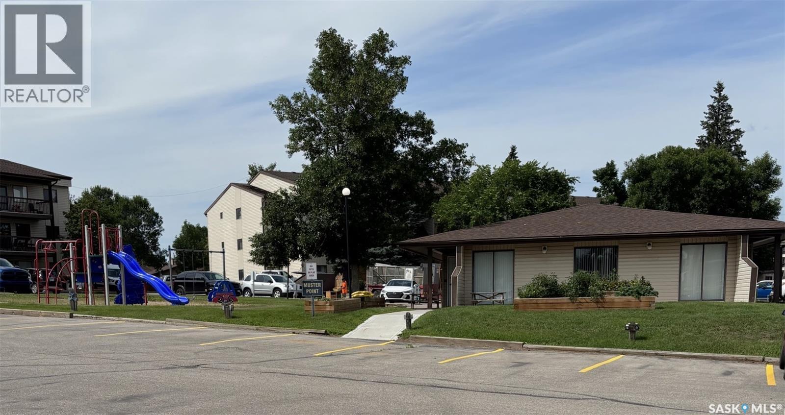 #202 385 Kingsmere BOULEVARD - 27