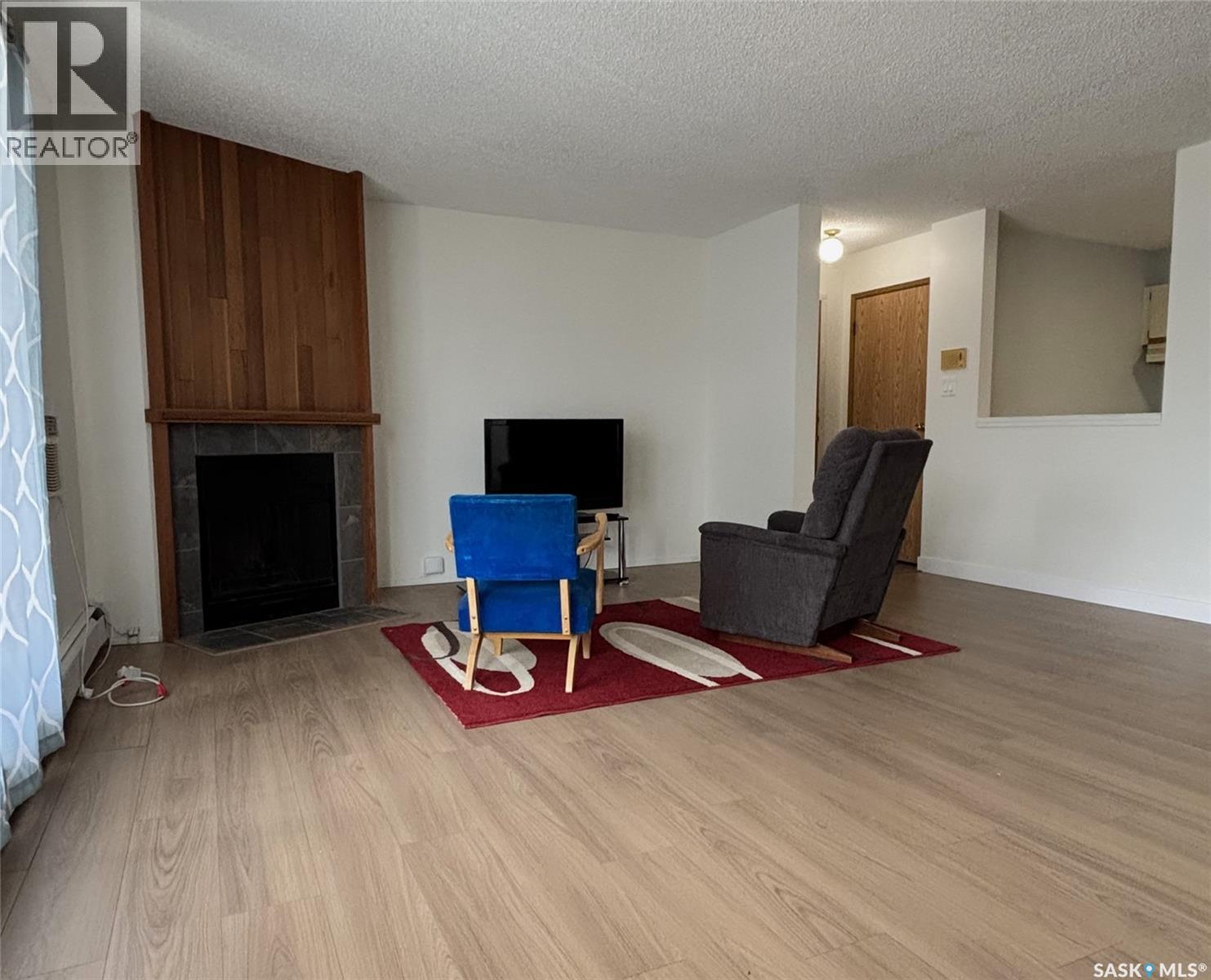 #202 385 Kingsmere BOULEVARD - 7