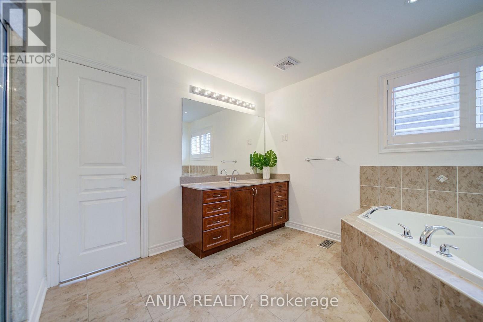 349 WILLIAMSON ROAD - Image 29