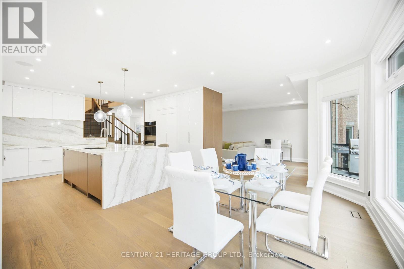 59 ESTATE GARDEN DRIVE - 10