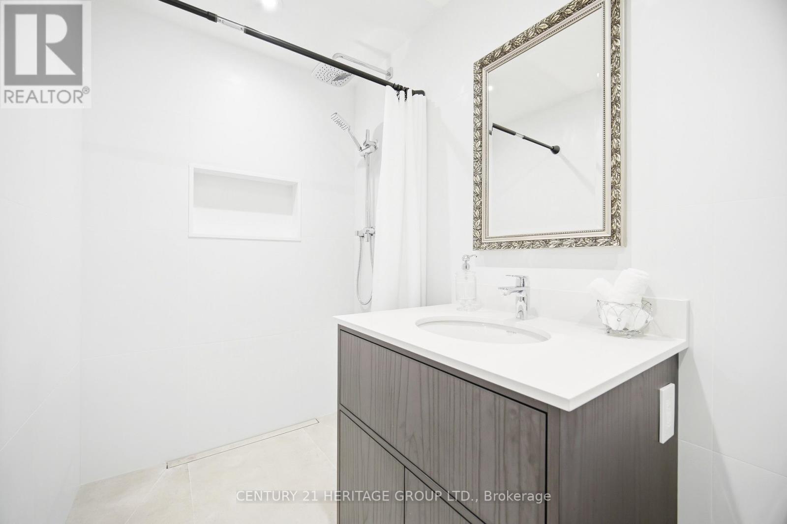 59 ESTATE GARDEN DRIVE - 38