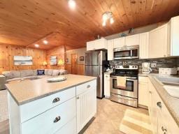 181 Meadow View Drive, Onanole, MB R0J1N0 Photo 8