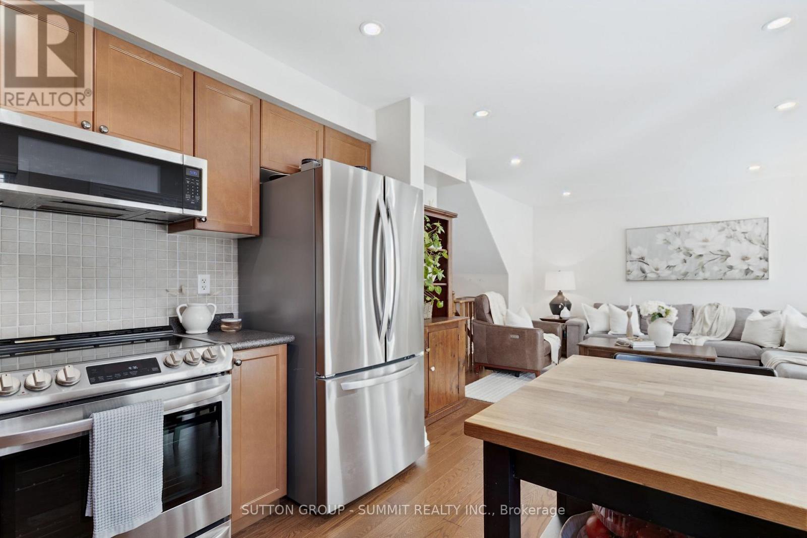 2163 SUTTON DRIVE - 13