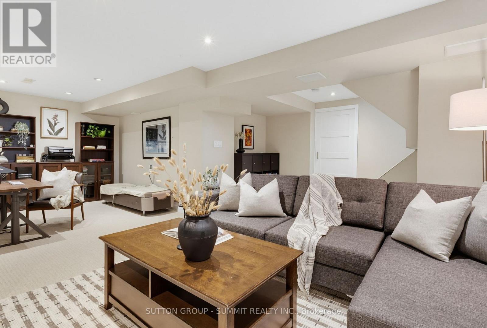 2163 SUTTON DRIVE - 27