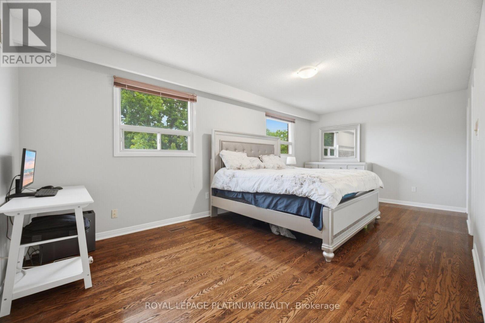 2542 POLLARD DRIVE - 25