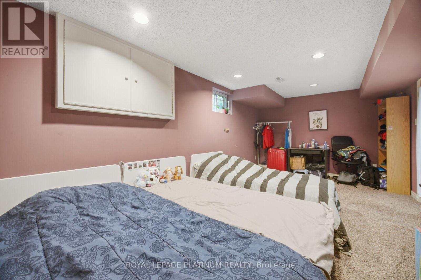2542 POLLARD DRIVE - 41