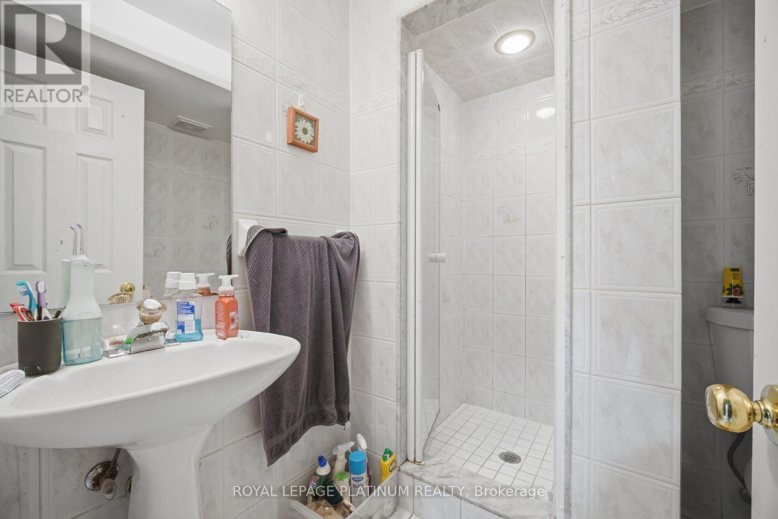 2542 POLLARD DRIVE - 42