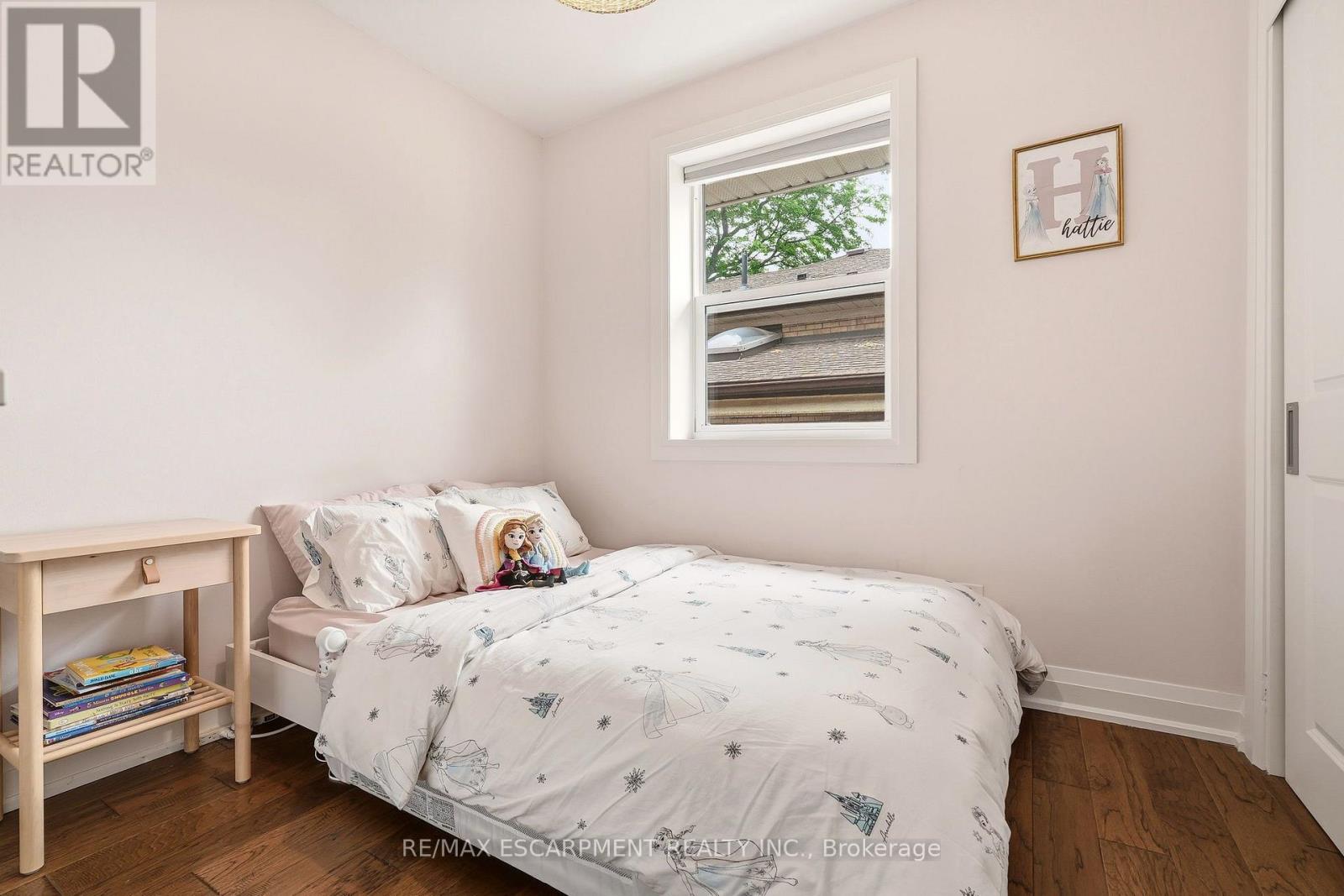 715 DRURY LANE - 25