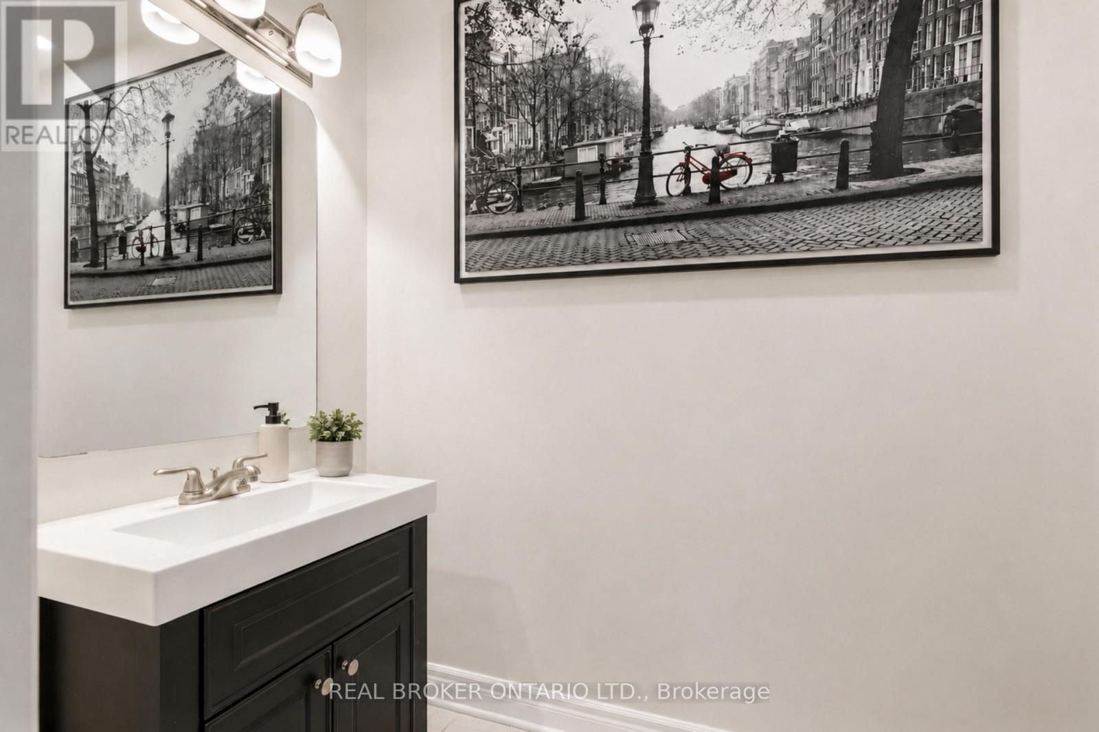 Condos for Sale in Ottawa – 417 STALWART CRESCENT, Ottawa – By Peter Sagos - Image 8