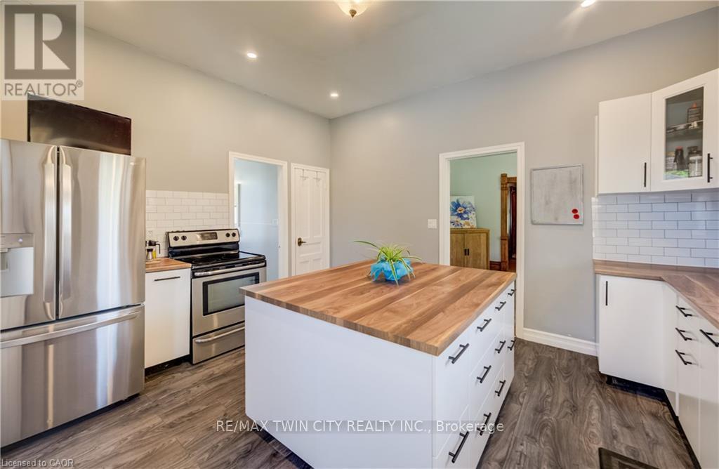 290 TURNBERRY STREET - Image 17
