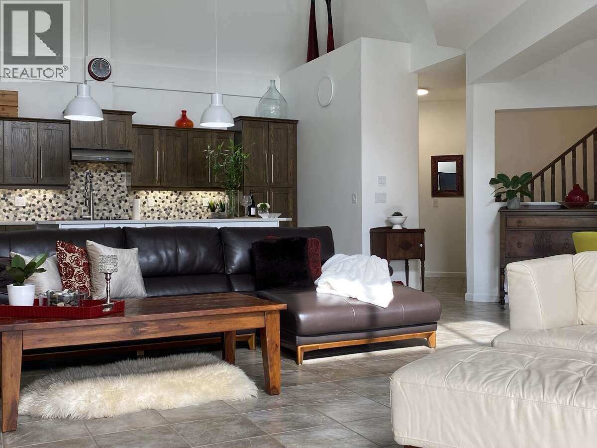 #307 1905 Pandosy Street - Image 17