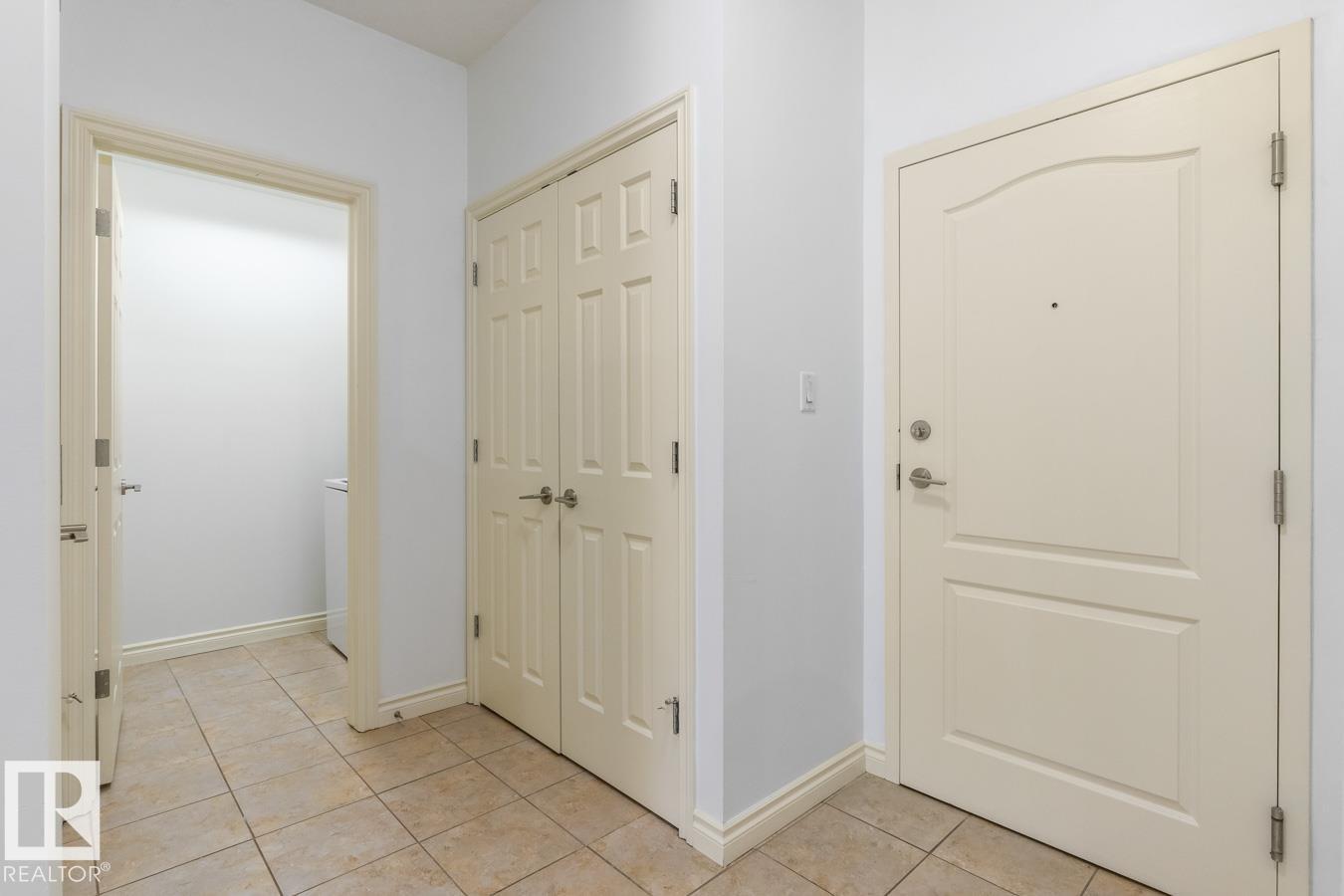 #407 5 PERRON ST - 24