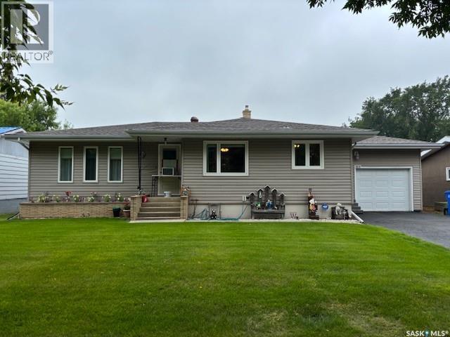 1009 Main STREET - 1
