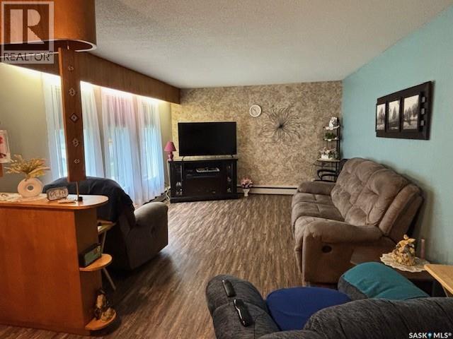 1009 Main STREET - 10