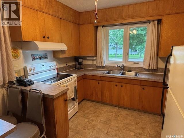 1009 Main STREET - 2