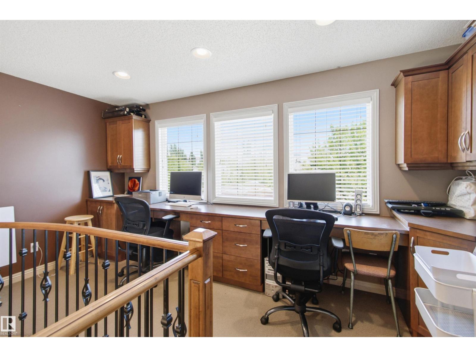 12429 17A AV SW - 39