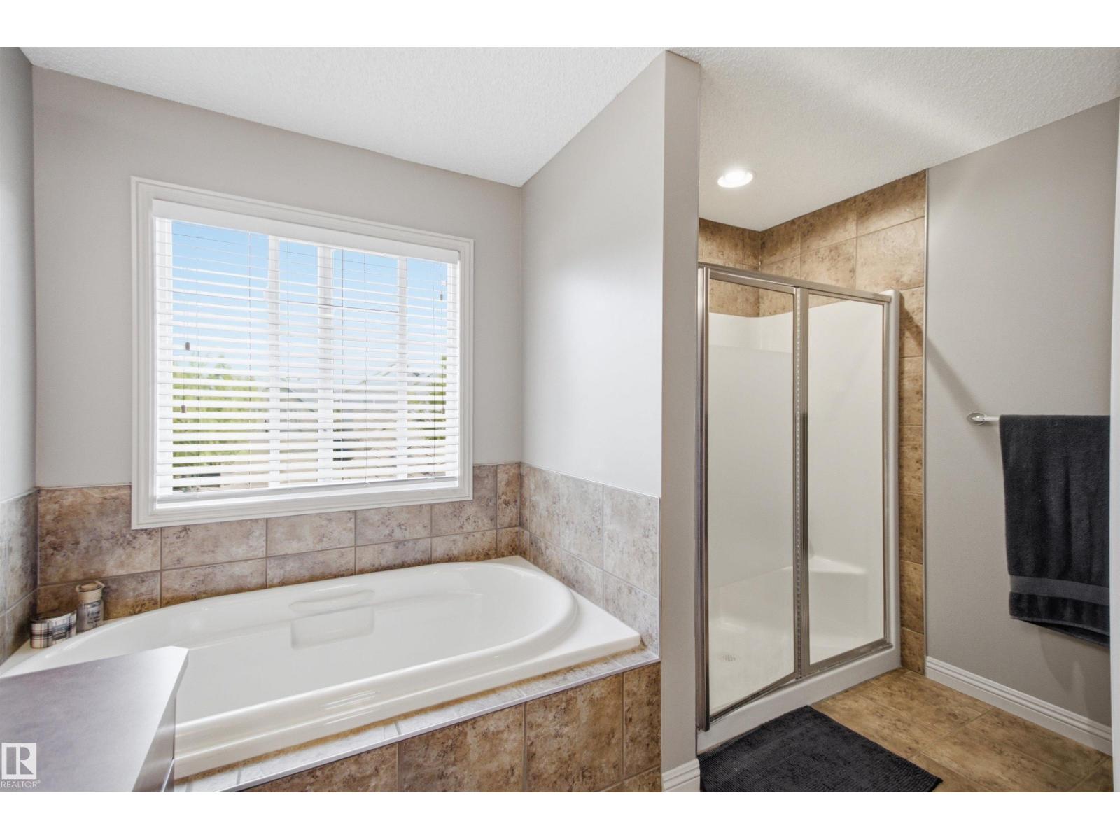 12429 17A AV SW - 45