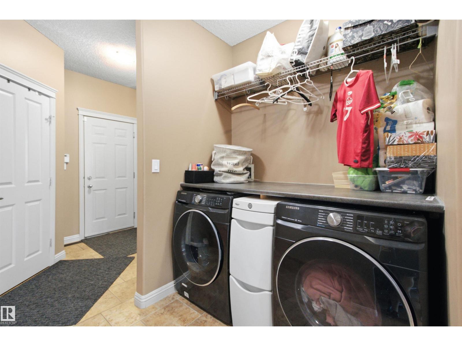 12429 17A AV SW - 23