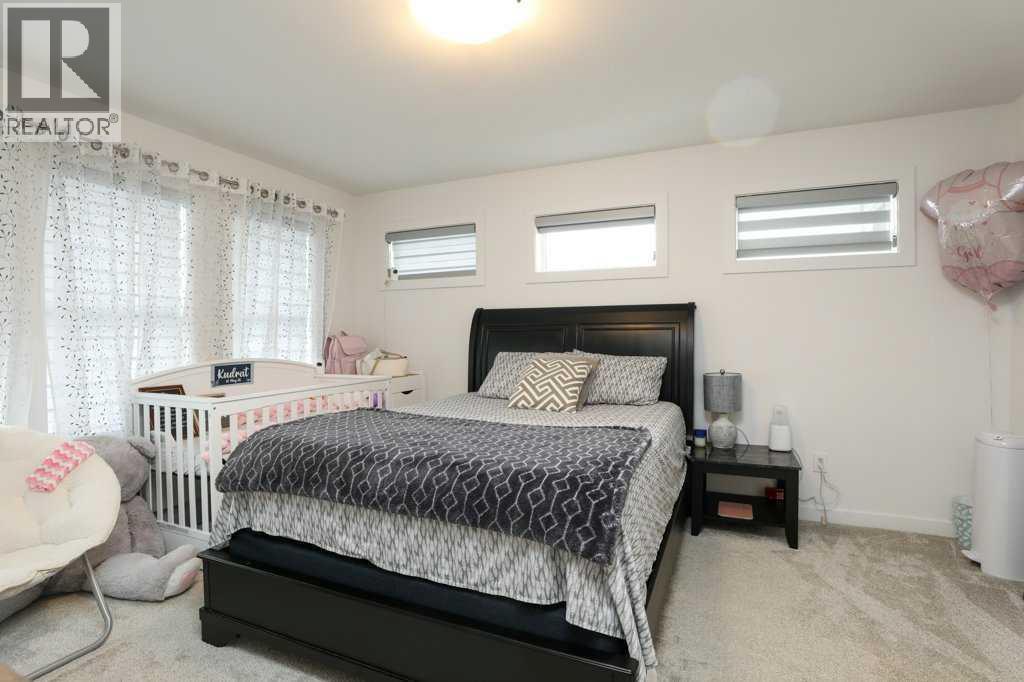 4529 31 Avenue S - 29